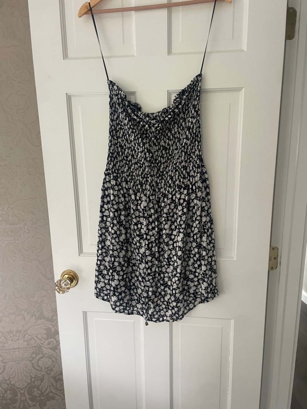 TORY BURCH L BLACK WHUTE FLORAL SUNDRESS ROUCHED TOP COVERUP